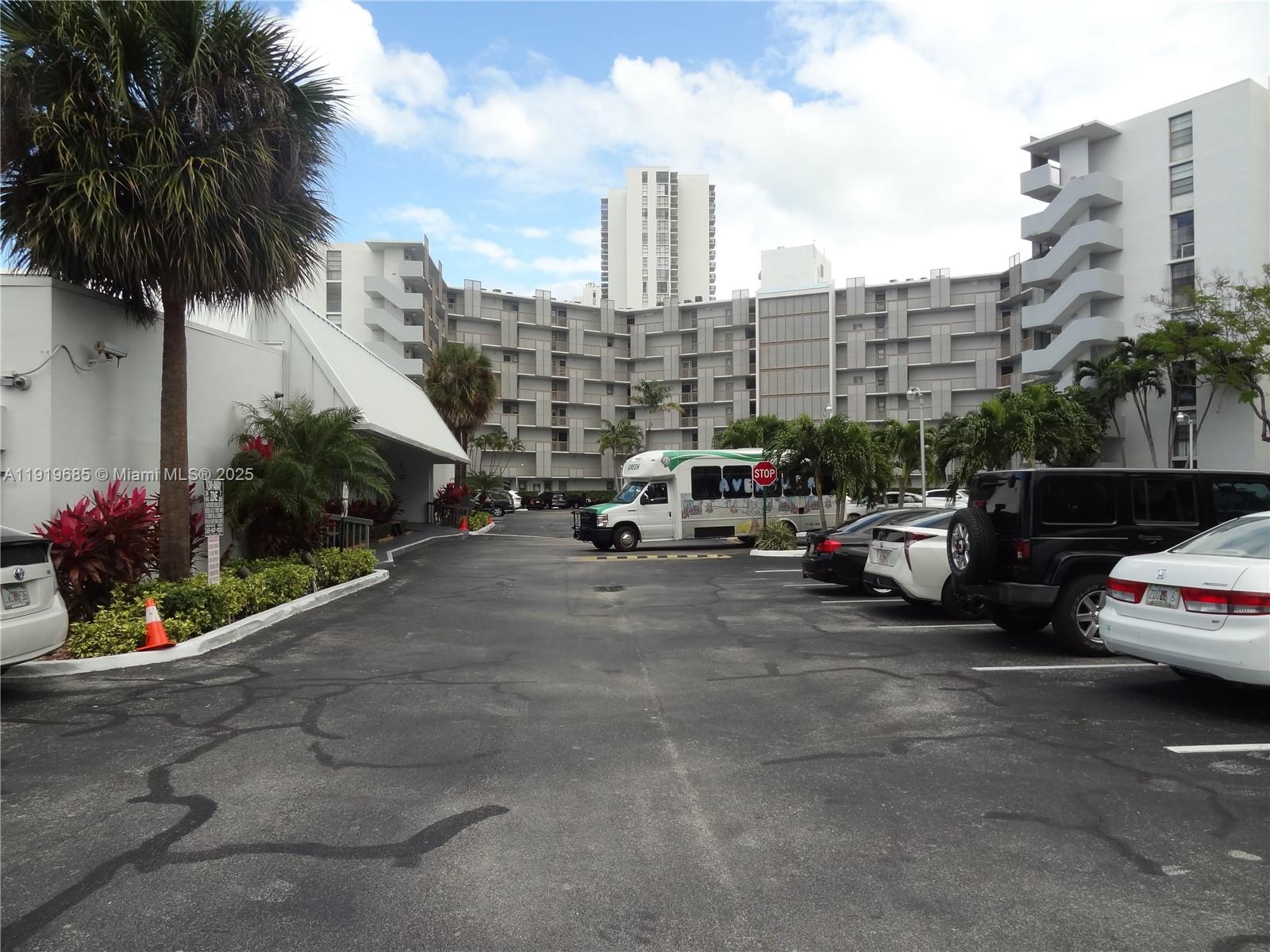 ENSENADA CONDO BLDG E-II - Residential