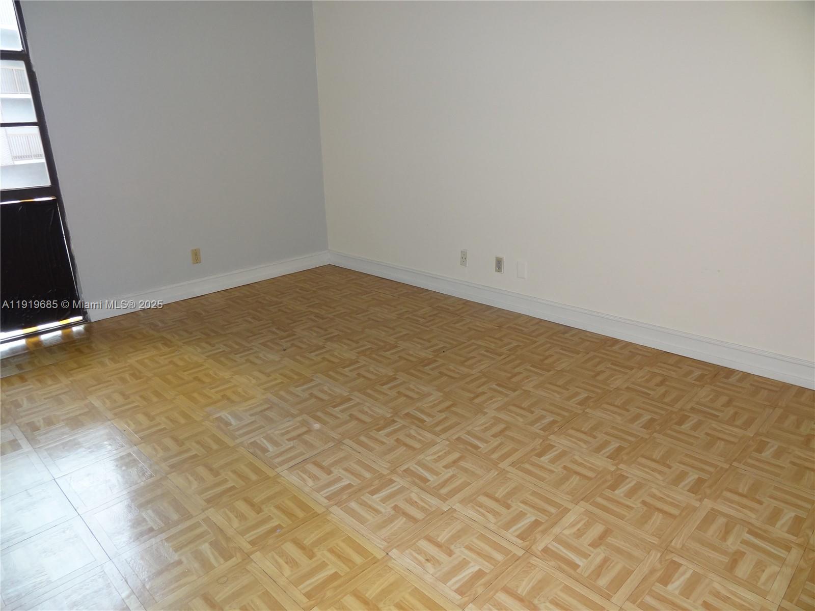 ENSENADA CONDO BLDG E-II - Residential