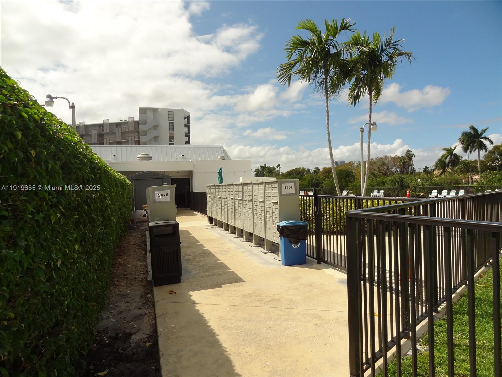 ENSENADA CONDO BLDG E-II - Residential