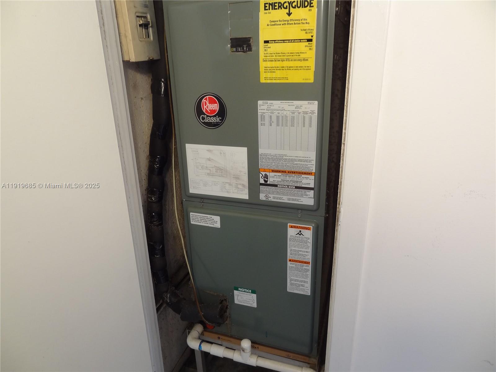 ENSENADA CONDO BLDG E-II - Residential