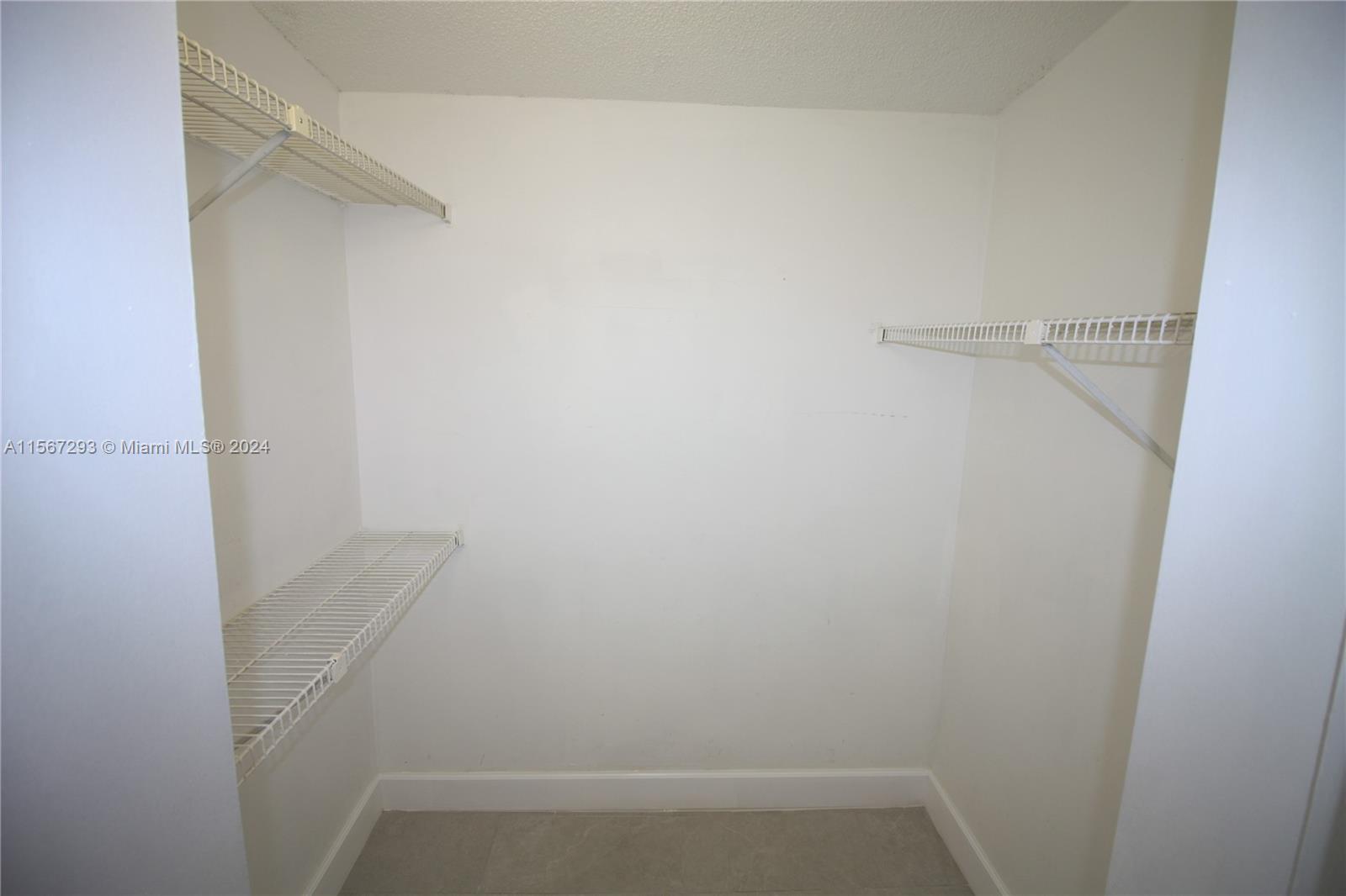 WESTWOOD LAKE 2ND ADDN - Residential Lease