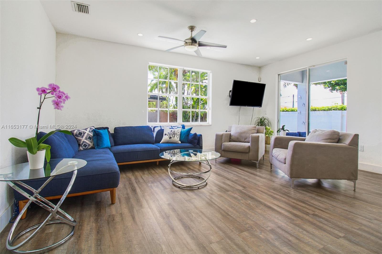 PONCE ESTATES SEC 1 - Residential