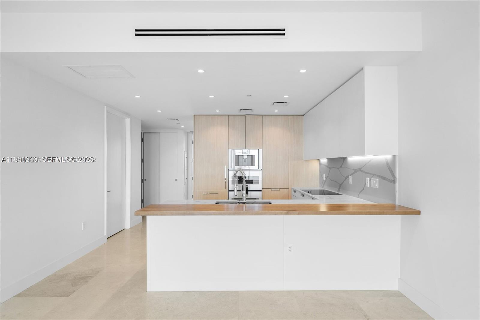 Ritz Carlton Sunny Isles - Residential Lease