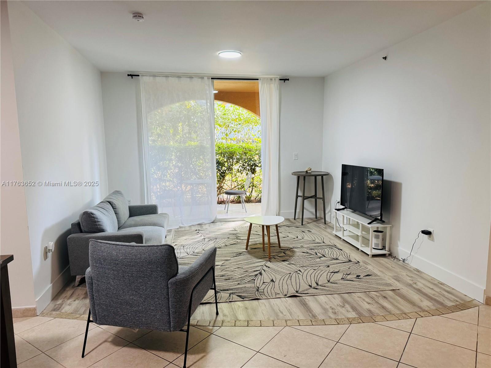 19555 E Country Club Dr 8108