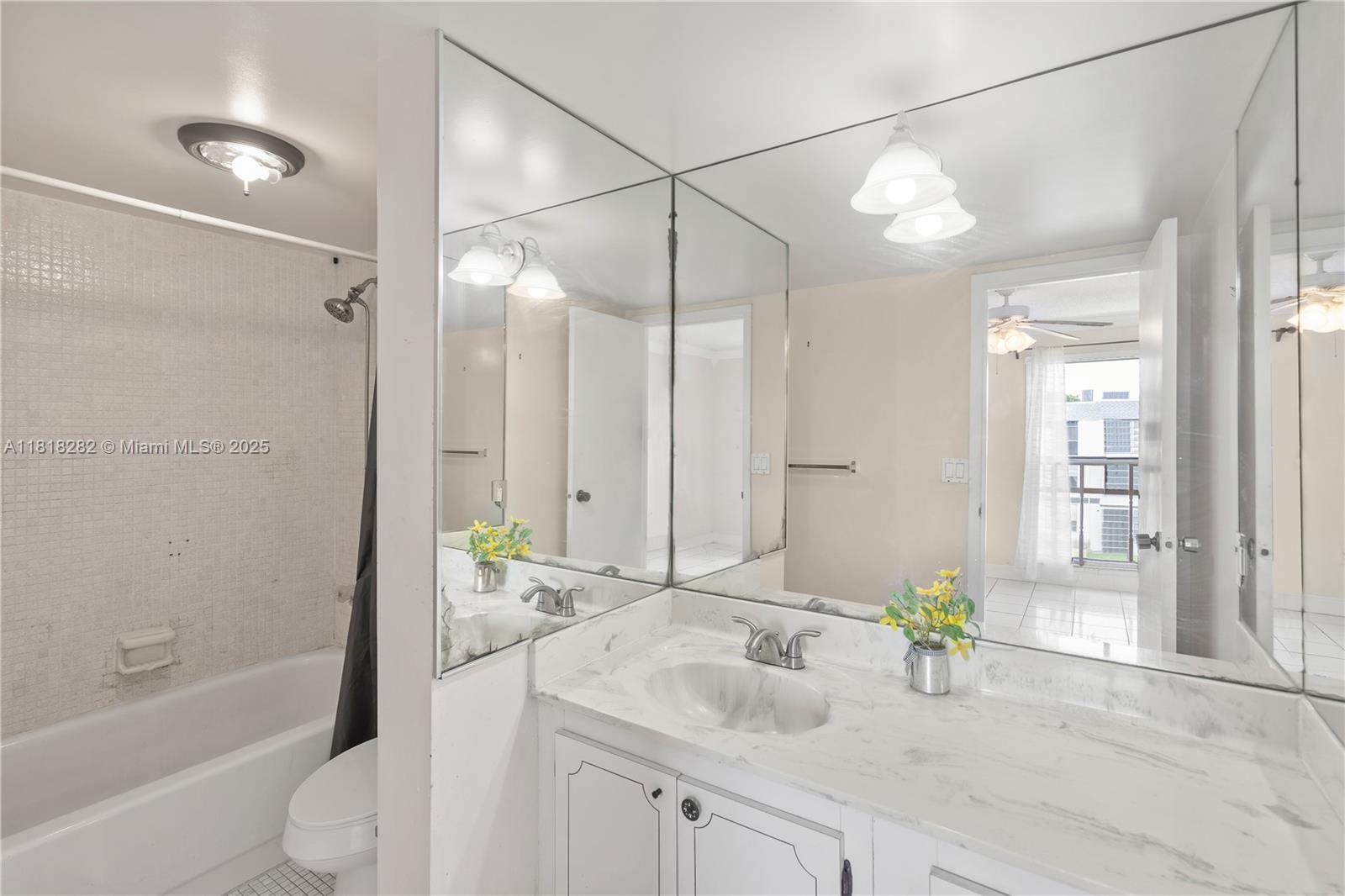 SANDS POINT CONDOMINIUM I - Residential