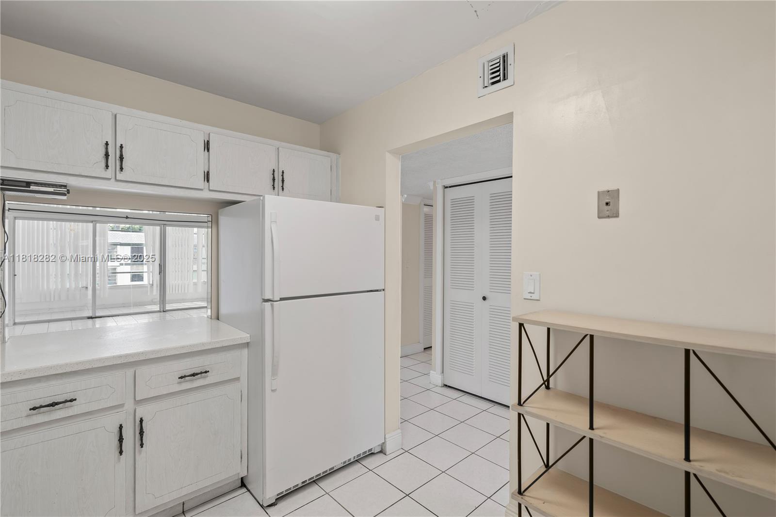 SANDS POINT CONDOMINIUM I - Residential