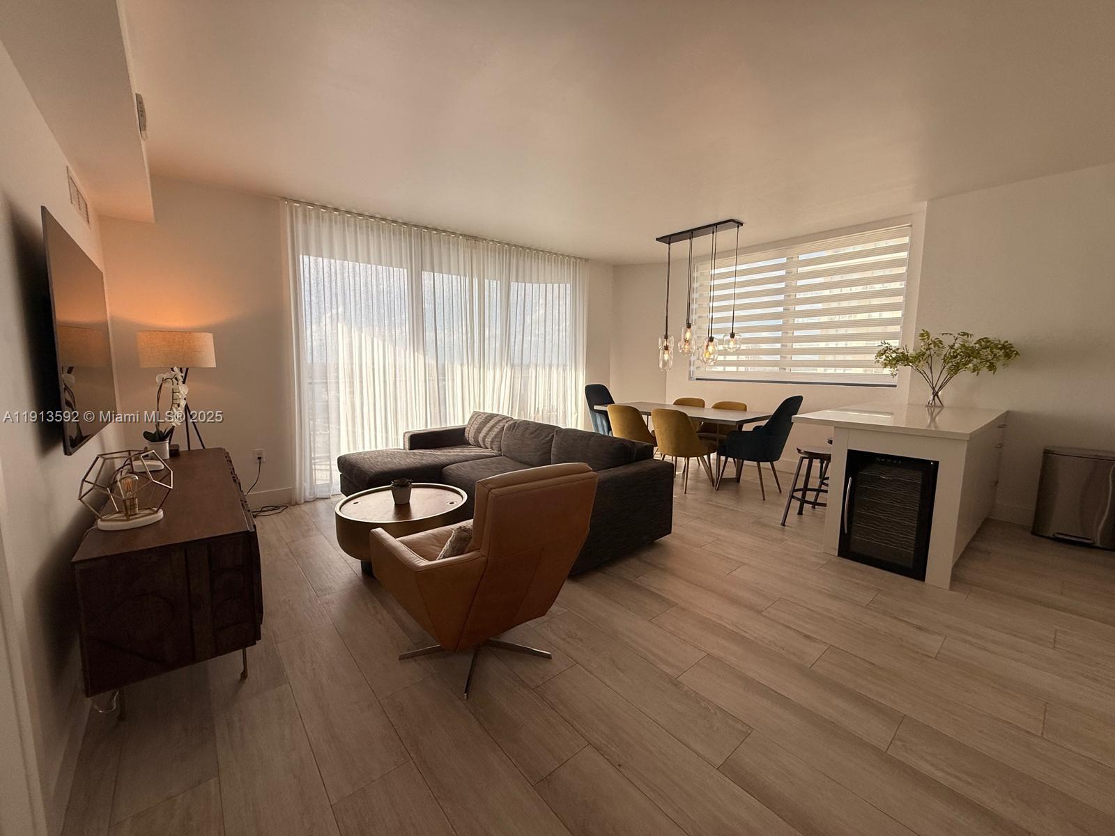 3401 MIDTOWN CONDO - Residential Lease