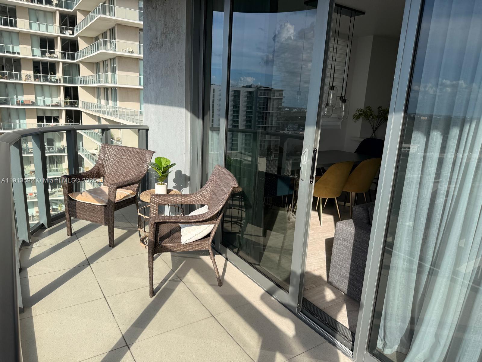 3401 MIDTOWN CONDO - Residential Lease