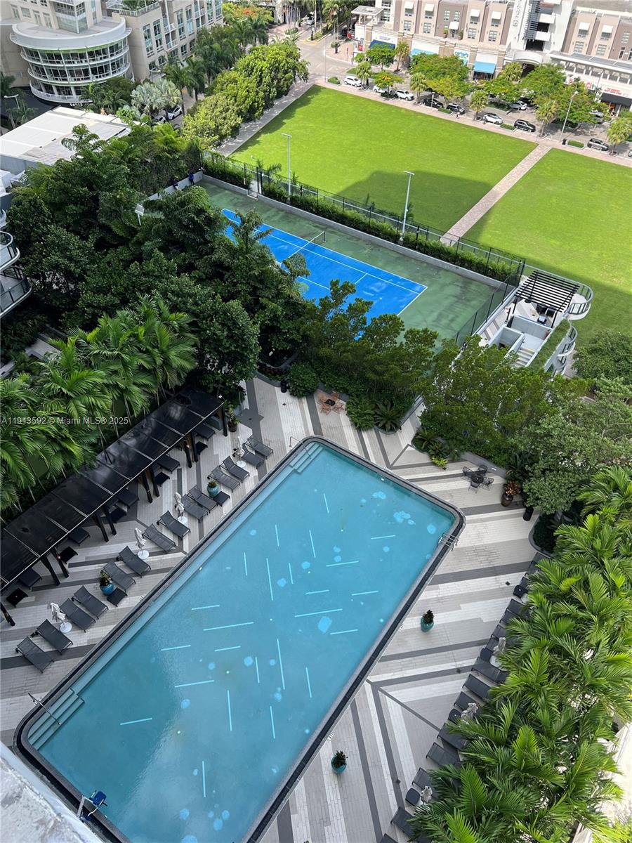 3401 MIDTOWN CONDO - Residential Lease