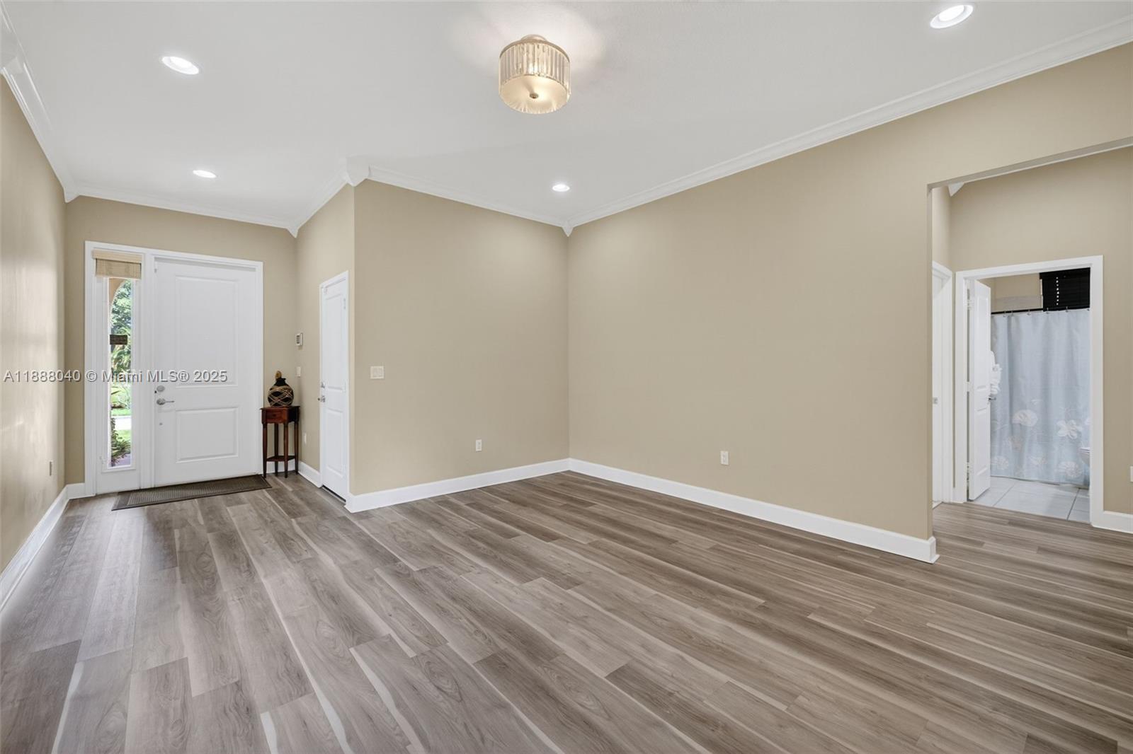 CENTRAL PARC SOUTH - Residential