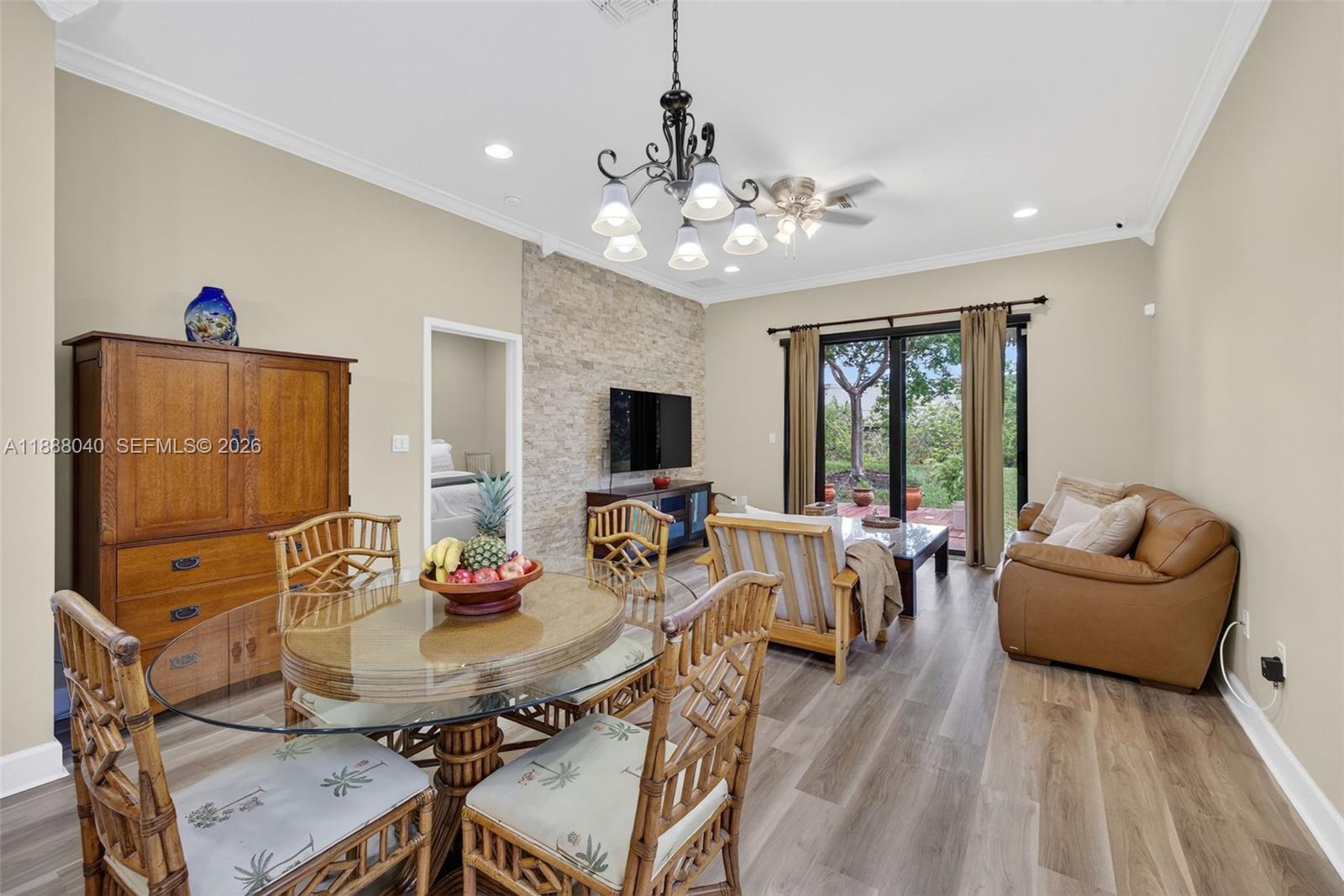 MANOR PARC - Residential