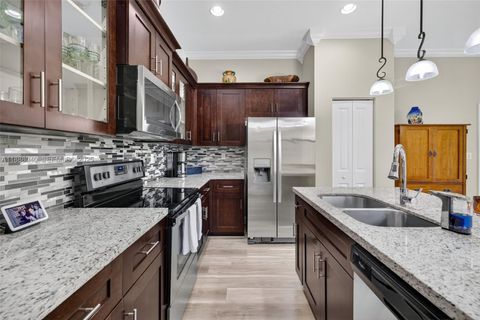 5316 NW 48th Ln Tamarac FL 33319