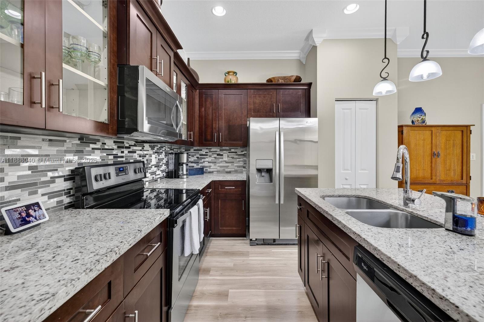 CENTRAL PARC SOUTH - Residential