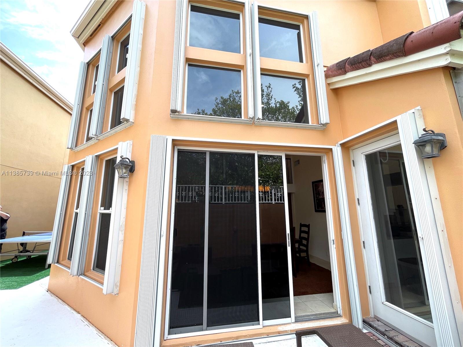 Island Way - Residential