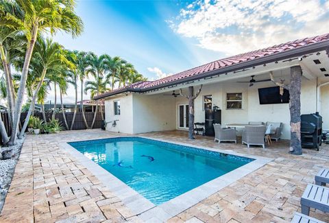 18529 SW 97th Pl Cutler Bay FL 33157