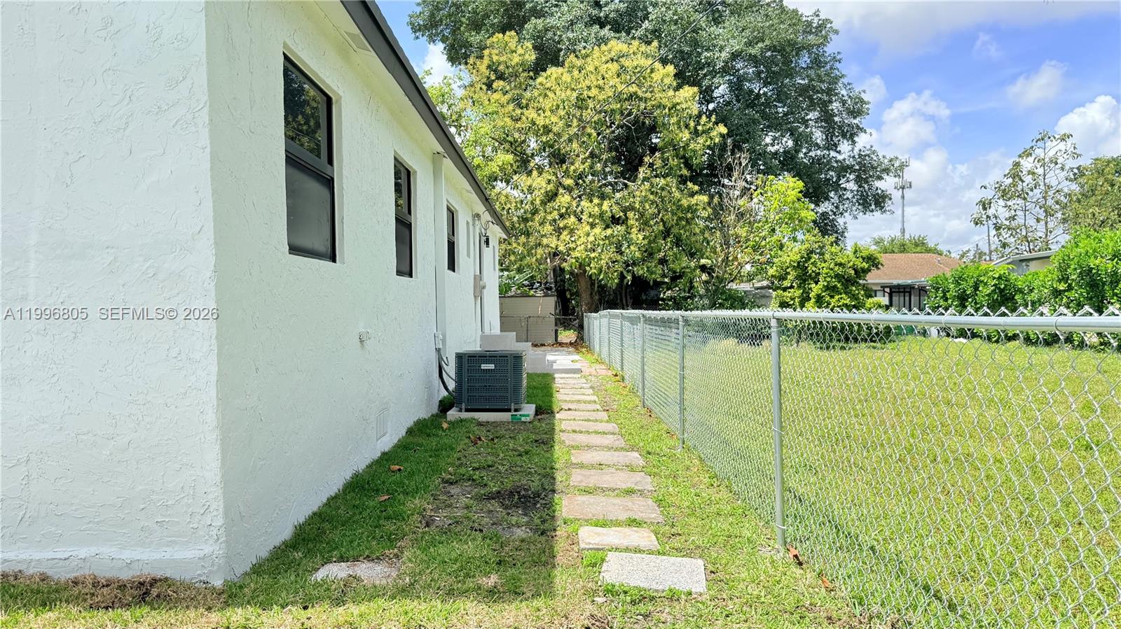 EARLINGTON HEIGHTS - Residential