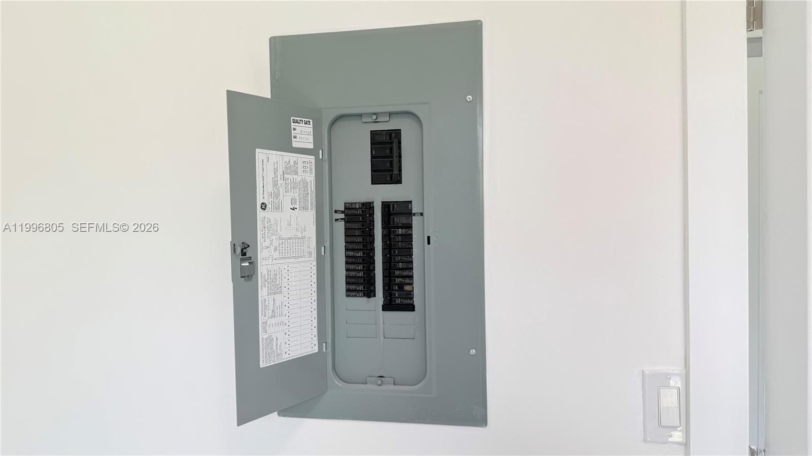 EARLINGTON HEIGHTS - Residential