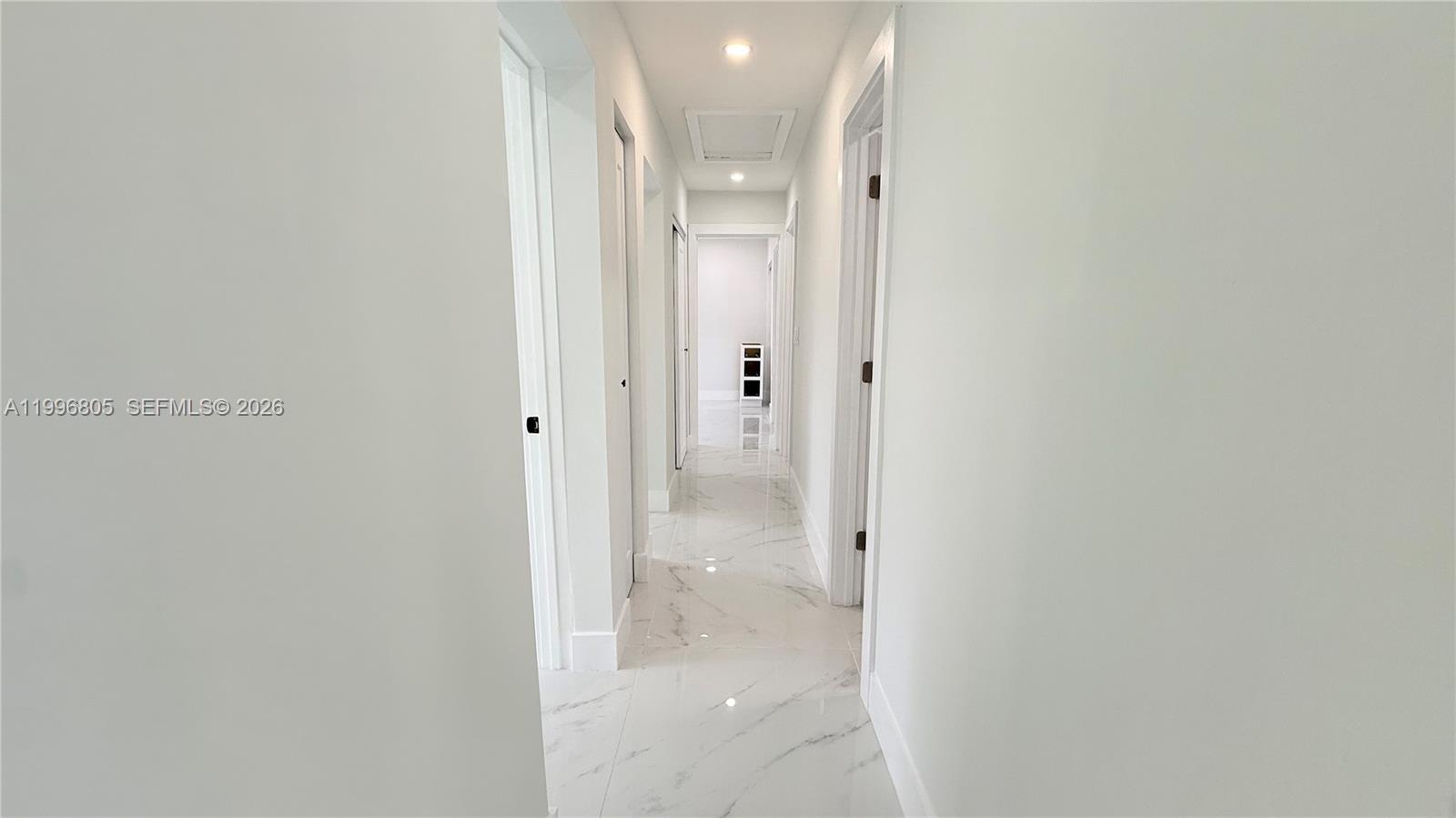 EARLINGTON HEIGHTS - Residential