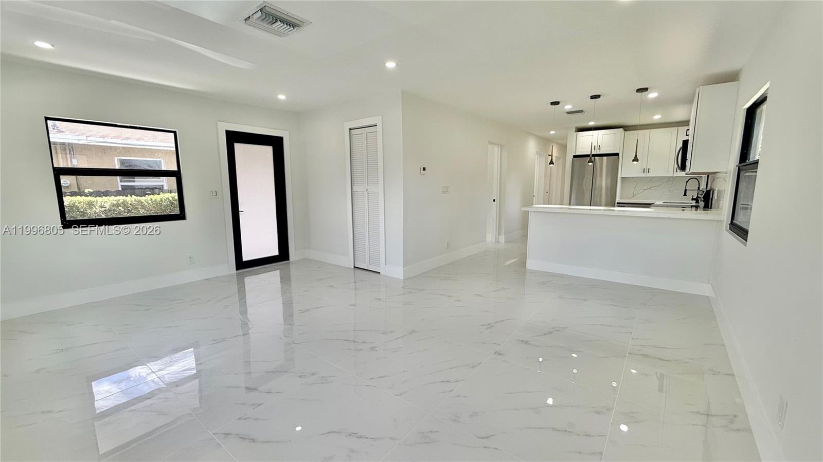 EARLINGTON HEIGHTS - Residential