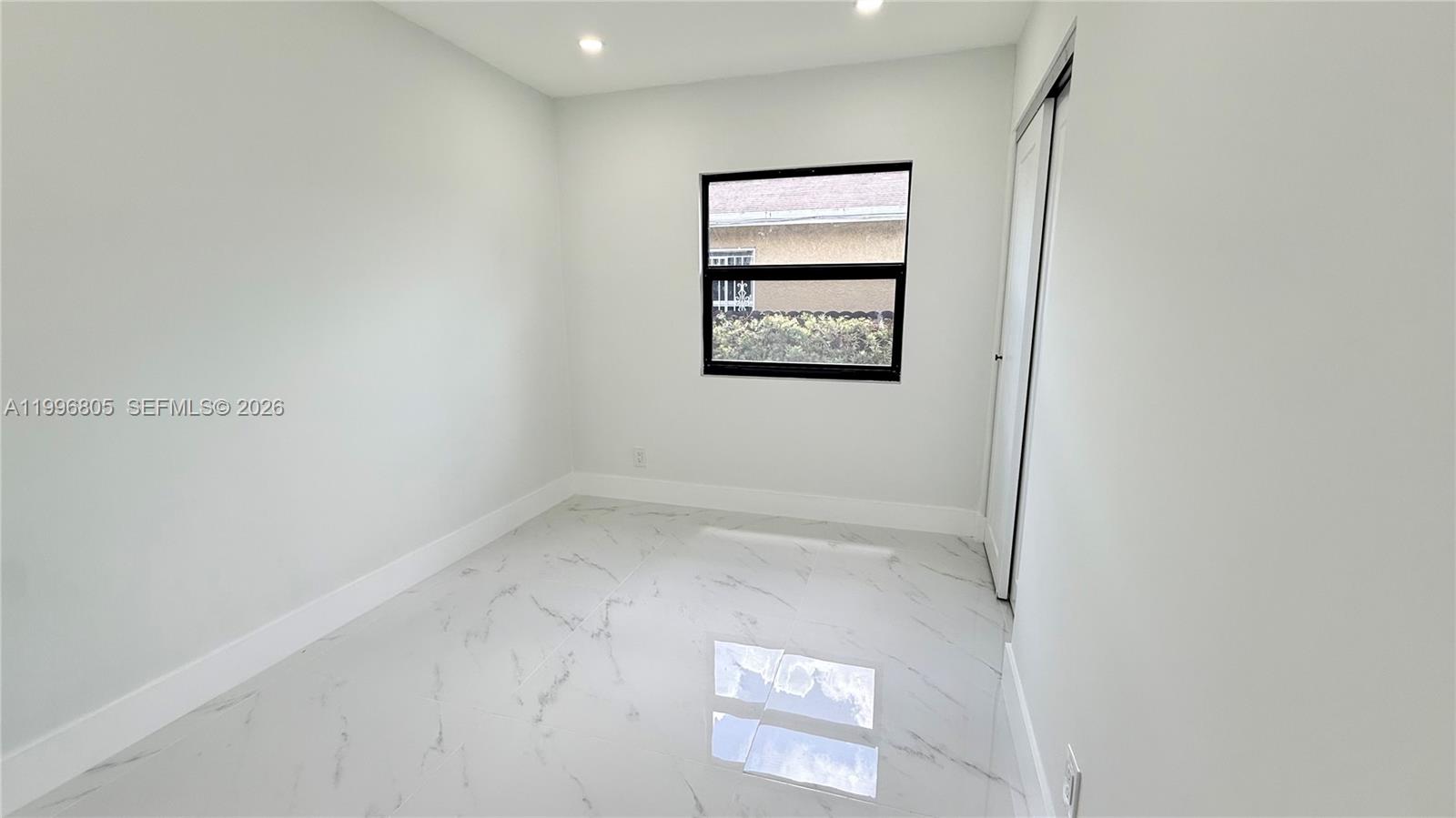 EARLINGTON HEIGHTS - Residential