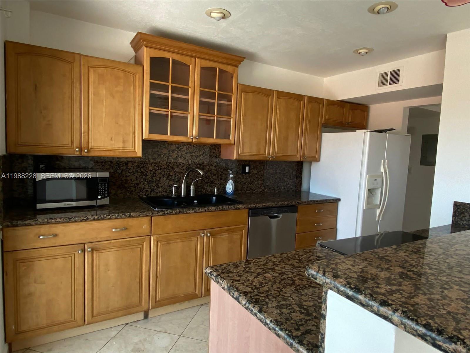 7626 BYRON CONDO - Residential Lease