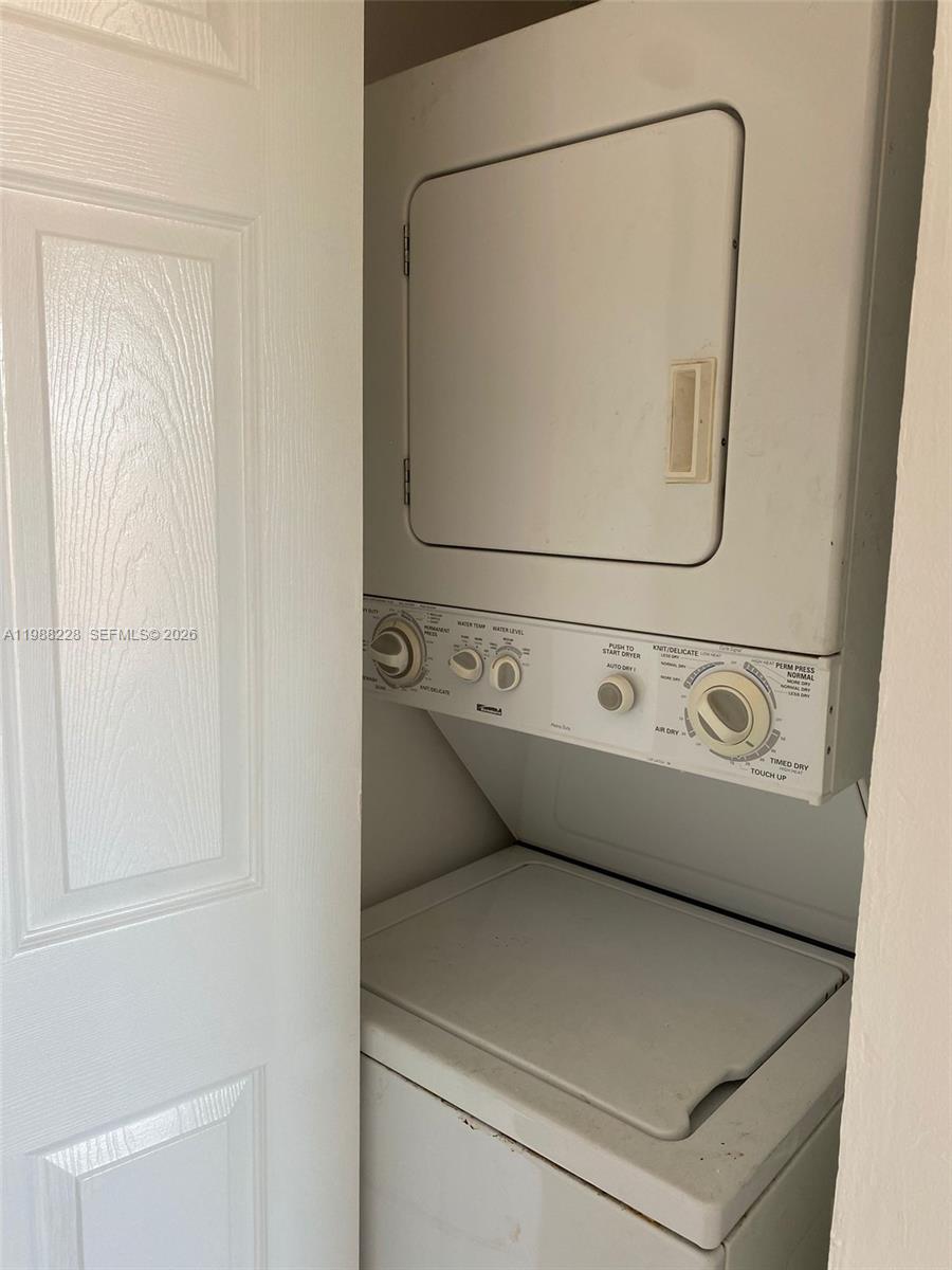 7626 BYRON CONDO - Residential Lease