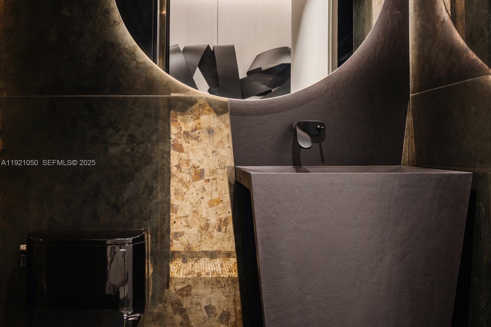 MEI CONDO - Residential