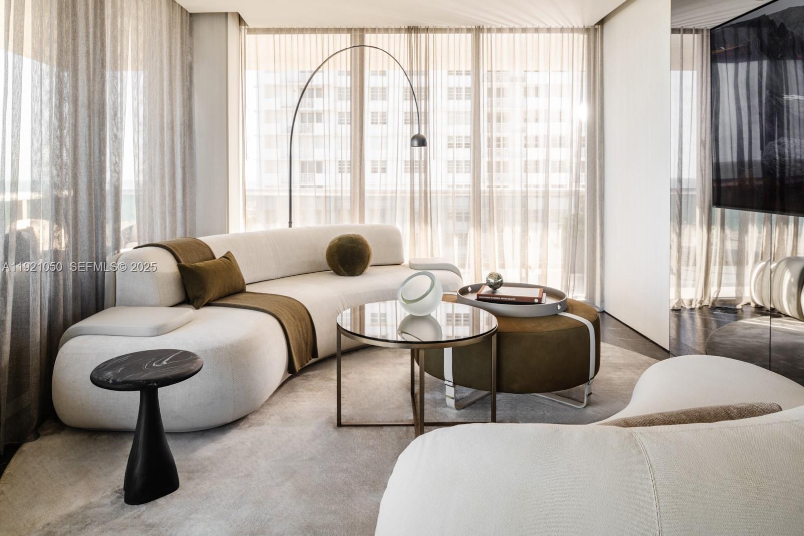 MEI CONDO - Residential