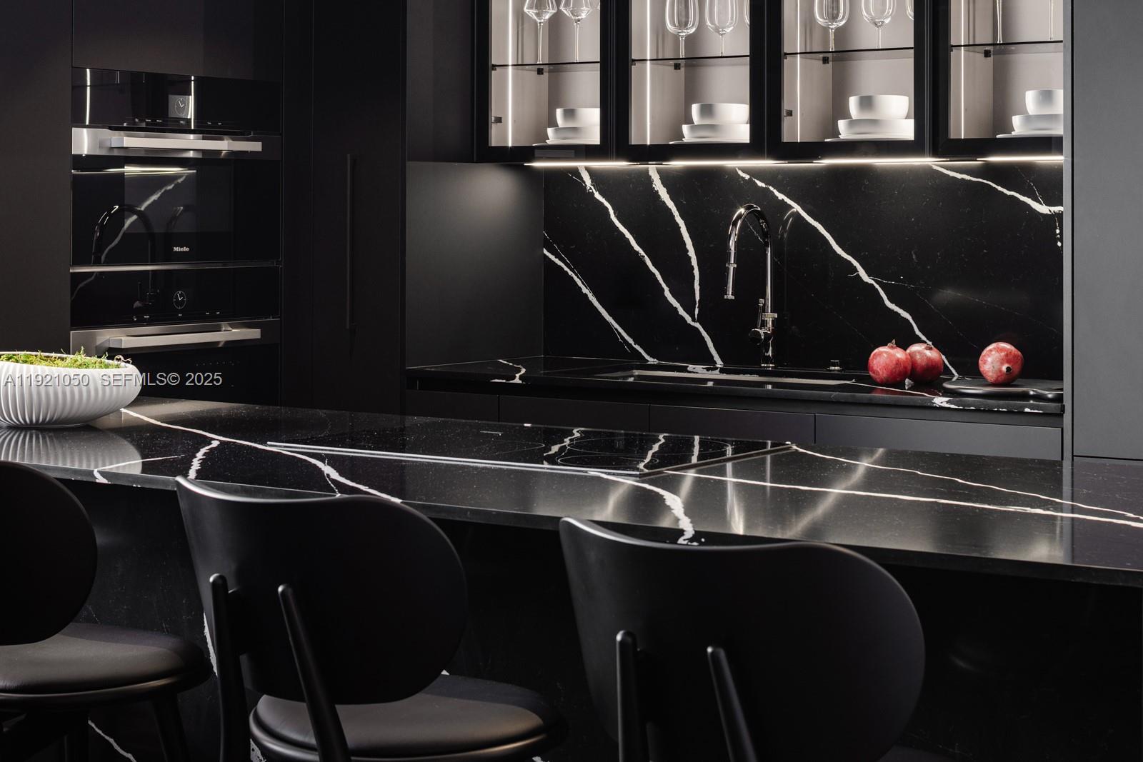 MEI CONDO - Residential