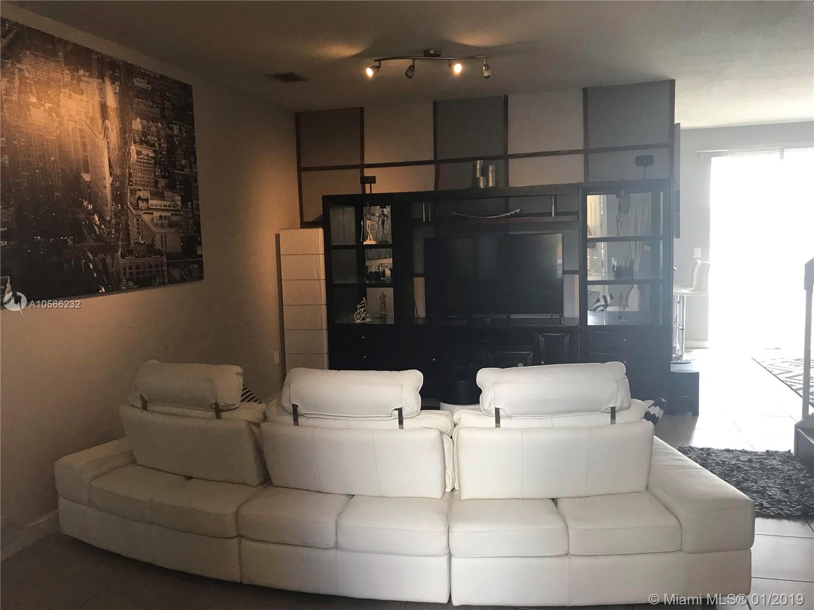 AB AT TAMIAMI TRAIL PHASE - Residential