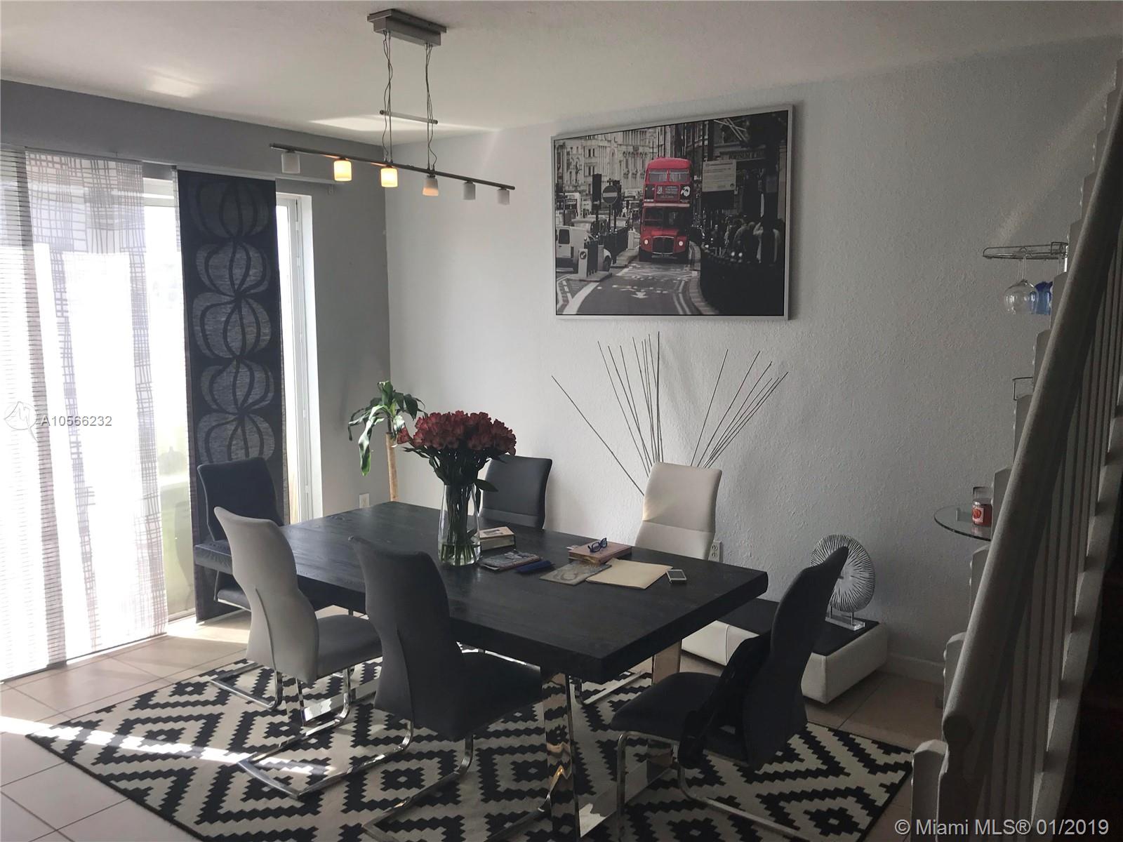 AB AT TAMIAMI TRAIL PHASE - Residential