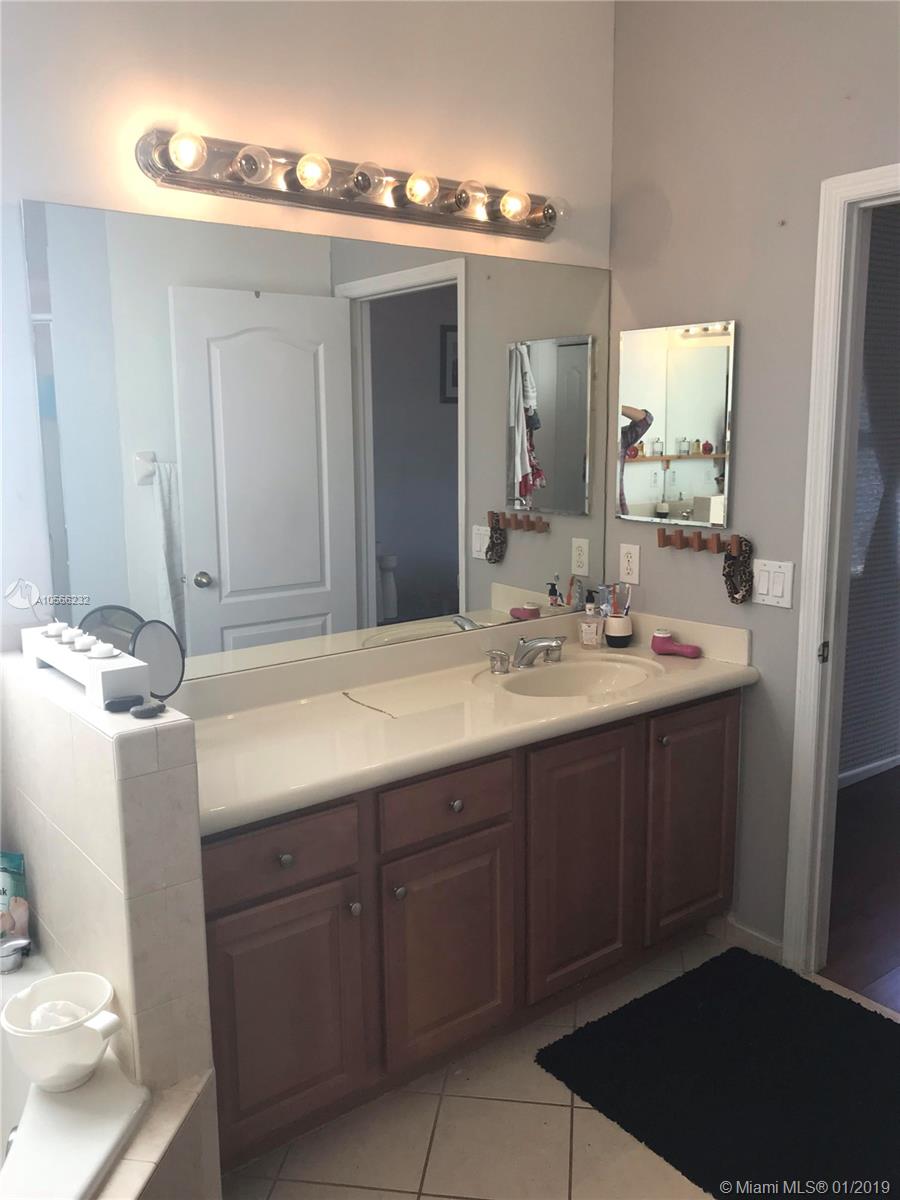 AB AT TAMIAMI TRAIL PHASE - Residential