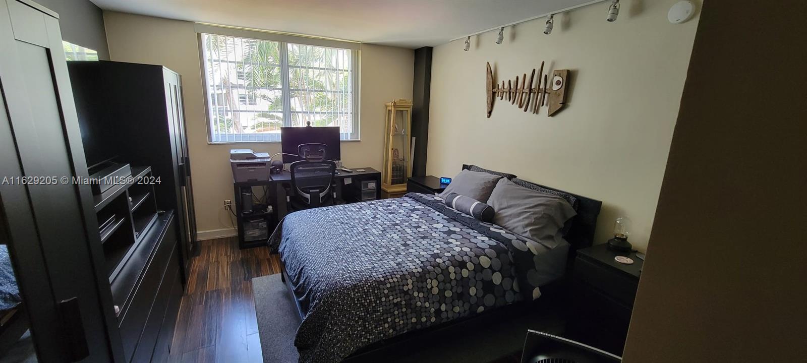 NIRVANA CONDO NO TWO COND - Residential