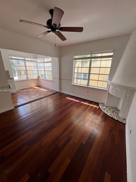 ART DECO CONDO - Residential