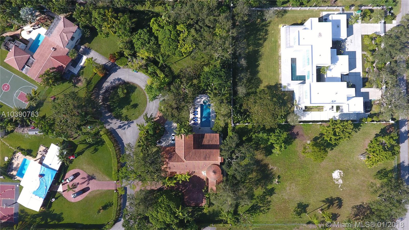 STEVE HESSENS ROYAL PALM - Residential