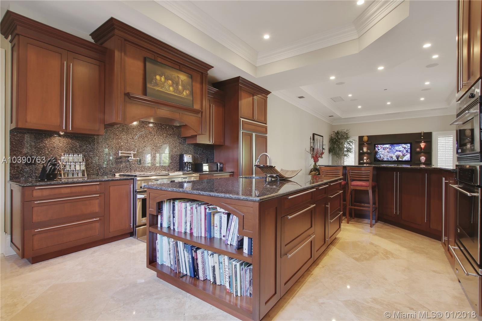 STEVE HESSENS ROYAL PALM - Residential