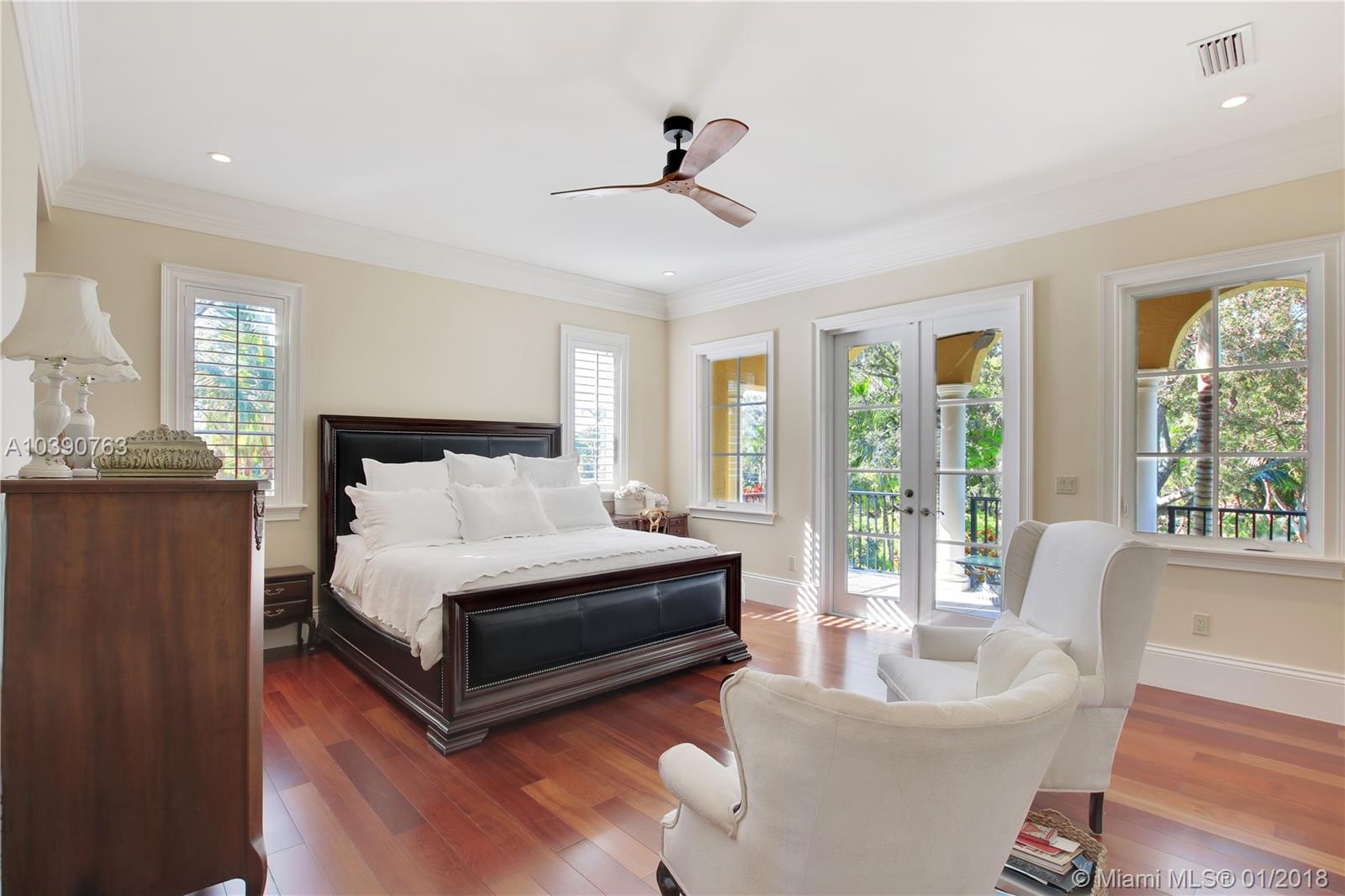 STEVE HESSENS ROYAL PALM - Residential
