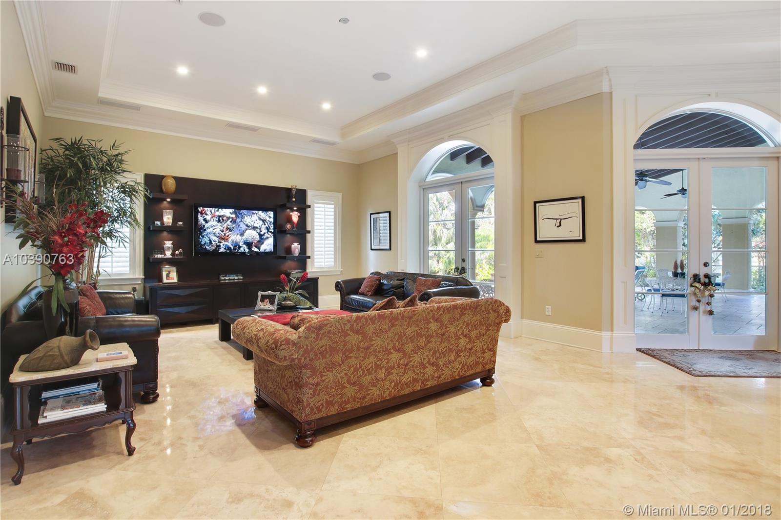 STEVE HESSENS ROYAL PALM - Residential