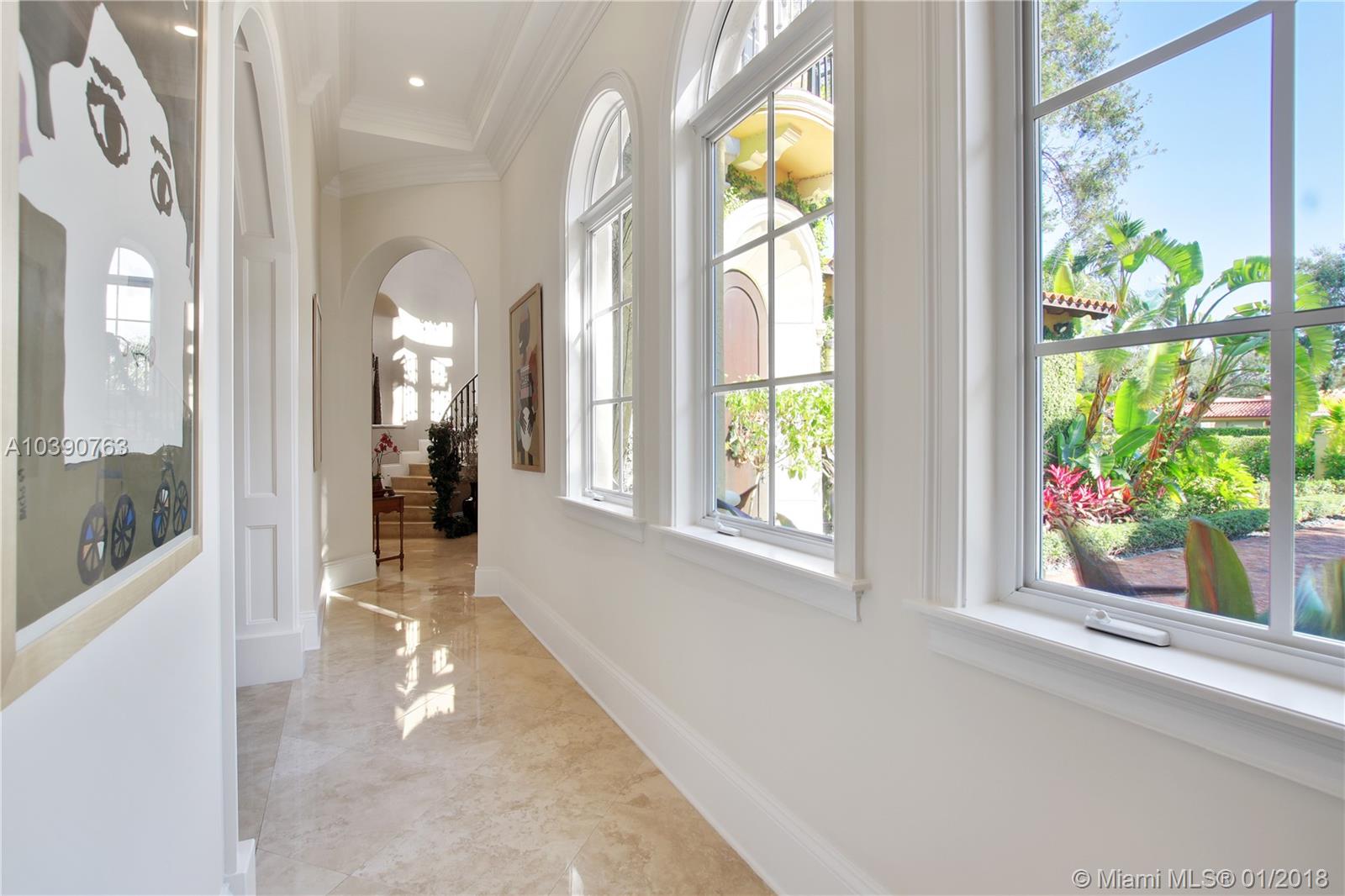 STEVE HESSENS ROYAL PALM - Residential