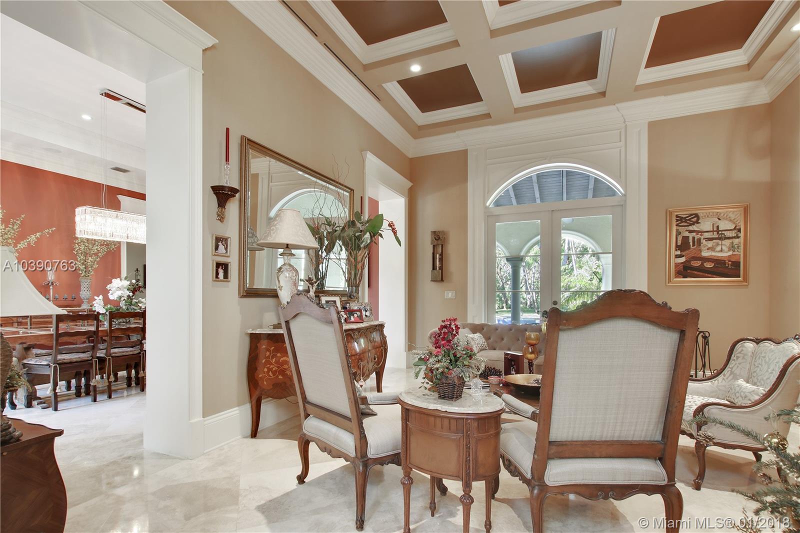 STEVE HESSENS ROYAL PALM - Residential