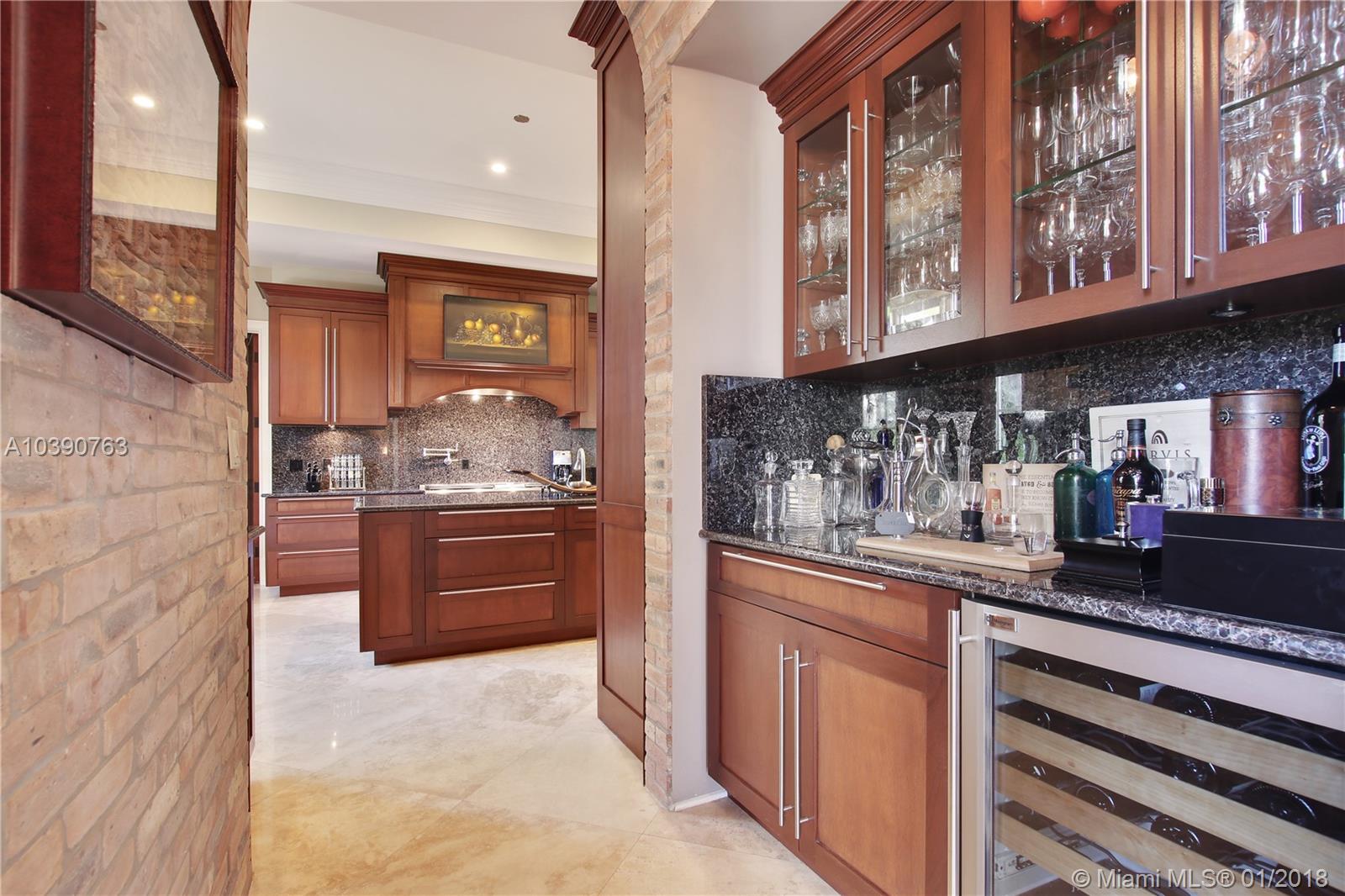 STEVE HESSENS ROYAL PALM - Residential