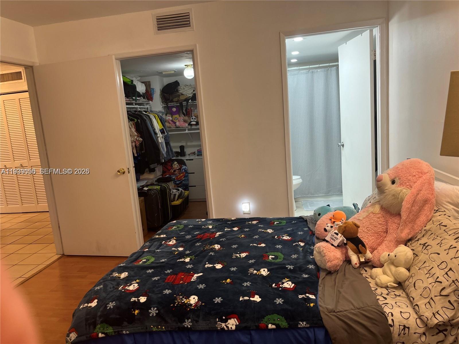 AZUL AT FONTAINEBLEAU CON - Residential