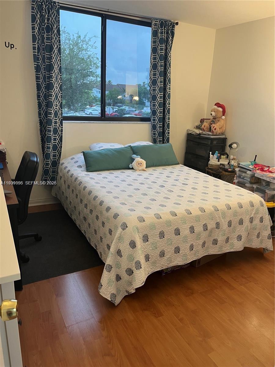 AZUL AT FONTAINEBLEAU CON - Residential