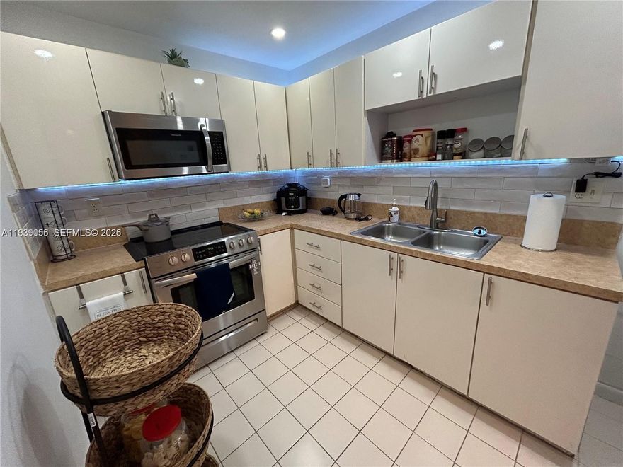 Priced to sell!!
Location!! Location!! Welcome to this amazing updated apartment, in the heart of Miami, FL. This charming home offers a very spacious master bedroom with walking closet. New Washer and Dryer inside the unit. New A/C installed in 2023. Beautifully remodeled kitchen with fancy LED lights. Ready to move in!! Conveniently located close to Dolphin Mall, Costco, Walmart, etc. Yes, with this cozy home, you can have it all!! Building has Reserves!!
Schedule a showing today and experience the luxury & comfort this property has to offer!!