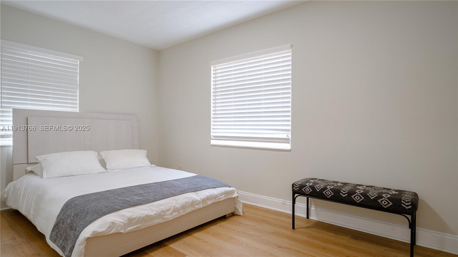 LOOK HOMESITES - Residential