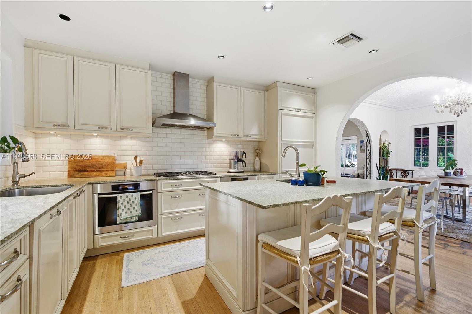 CORAL GABLES SEC E - Residential