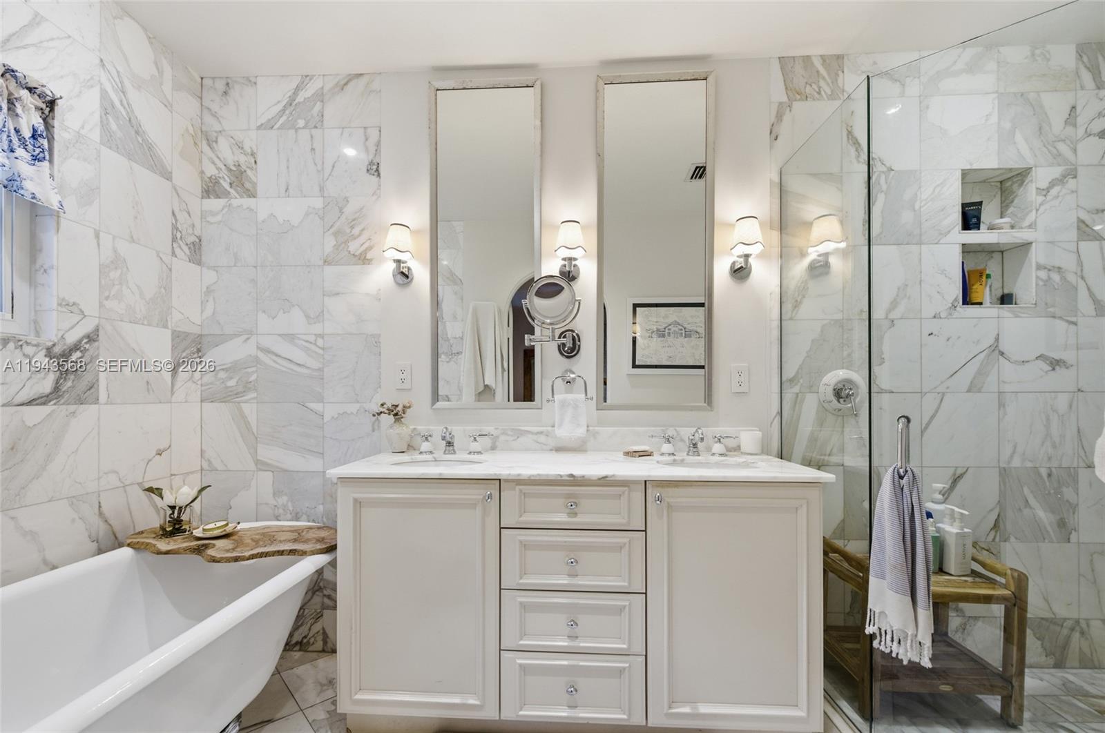 CORAL GABLES SEC E - Residential