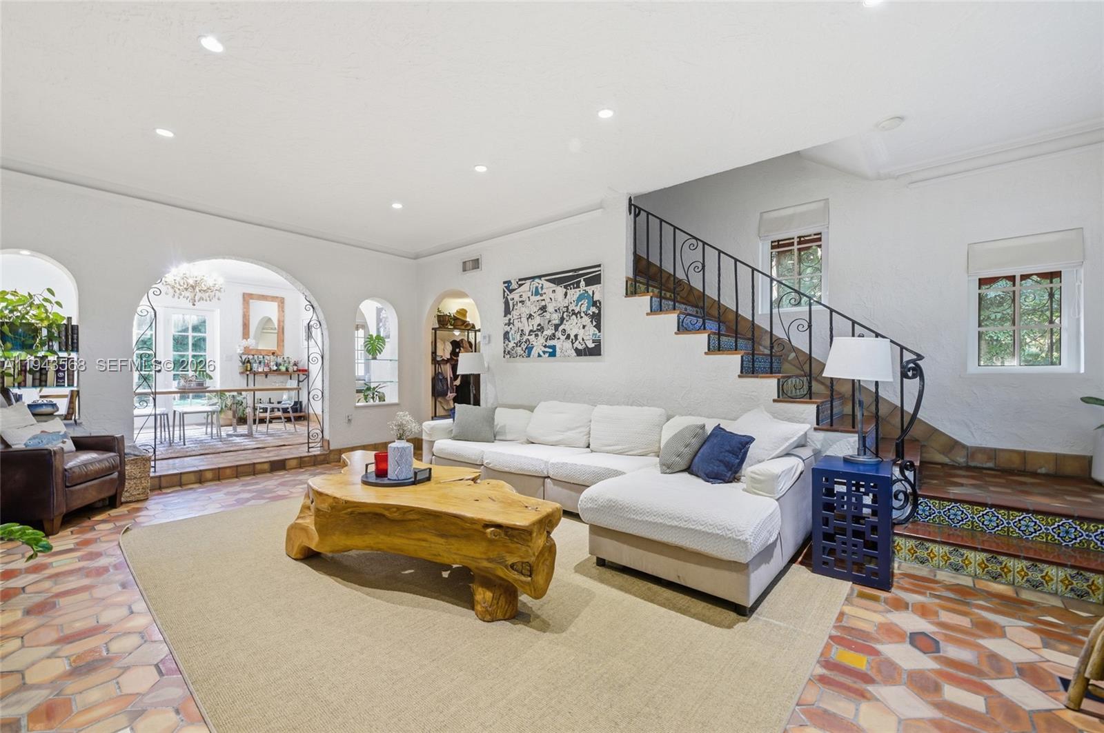 CORAL GABLES SEC E - Residential