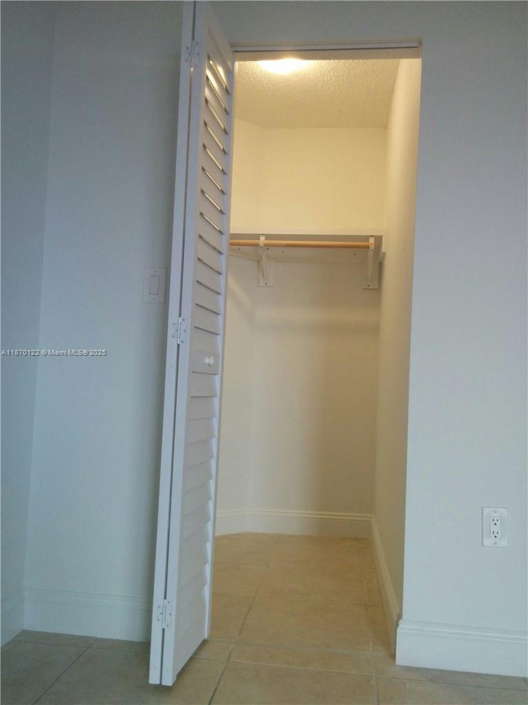 VERABELLA FALLS CONDO - Residential