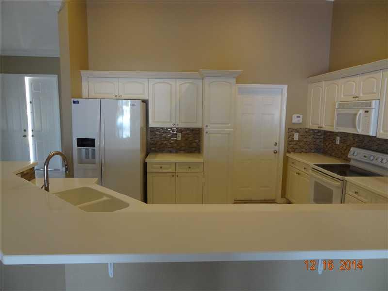POD 3 AT MONARCH LAKES 16 - Residential